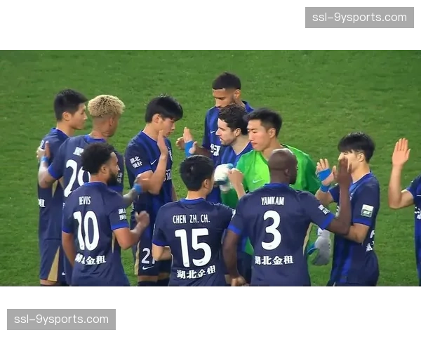 大连英博全场仅10次射门 高效反击体现战术执行力